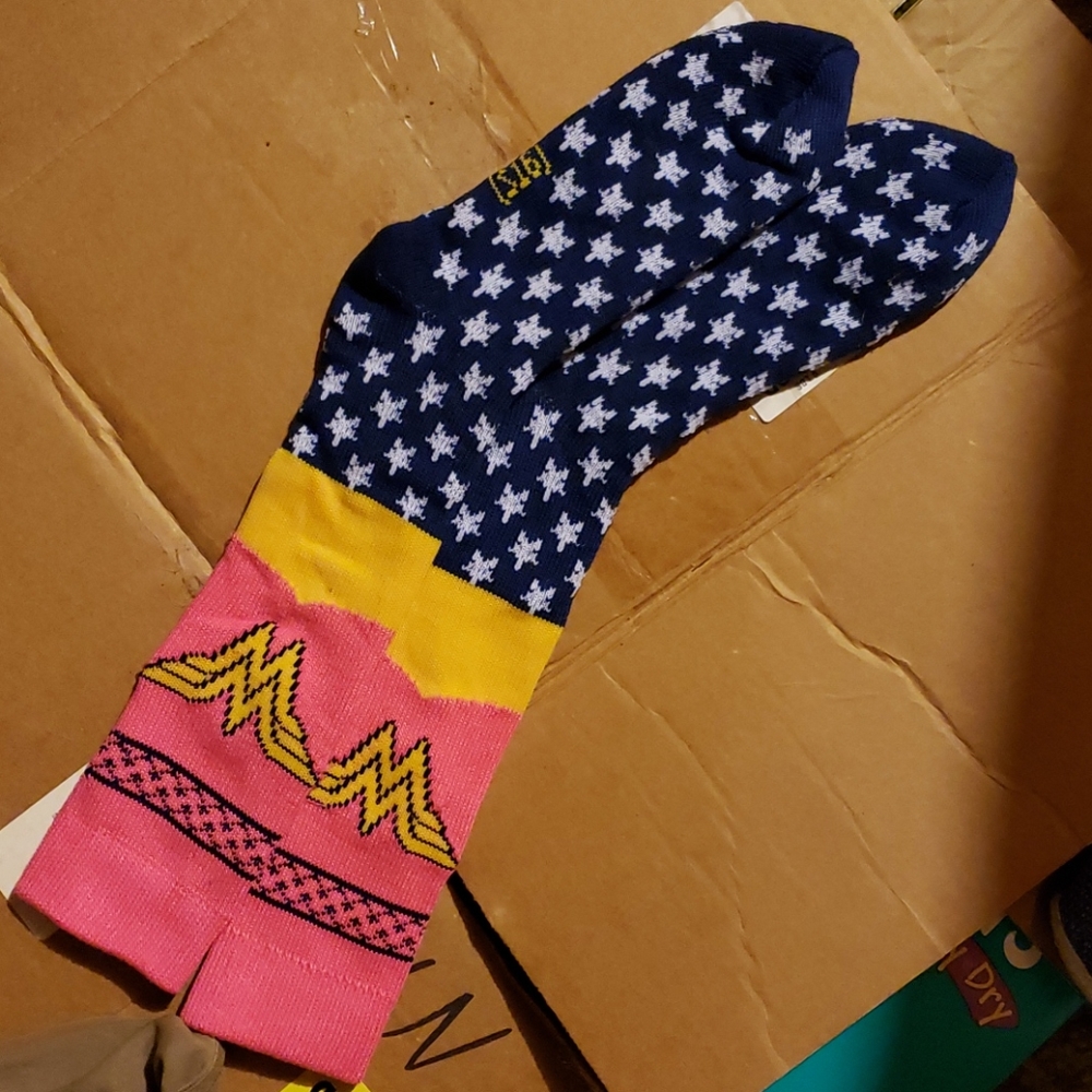 Wonder Woman socks no tags never worn